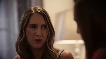 Лесбиянки милф лижут и сосут крупным планом