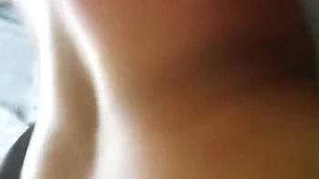 Maami bekommt Öl-Massage und wird gefickt