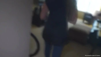 Linda Rachel chupa pau e cavalga gostoso