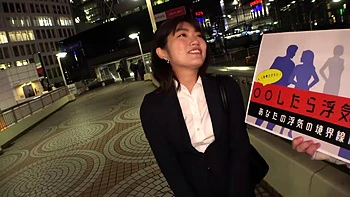 Японский минет со чулками и глубокими поцелуями языком