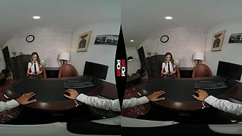 Rubia porno te da nalgadas para que eyacles