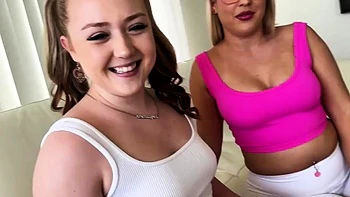 Scottstark chupa e fode duro Eva Nyx e Brookie Blair