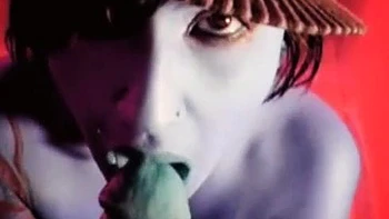 Regan Reese chupa y folla duro con tetas grandes en POV