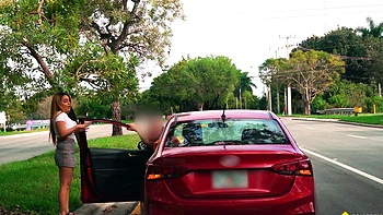 BANG-Nola Exico baise dur dans un spot POV créatif