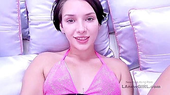 18-летняя любительница жестко ездит на члене на кастинге