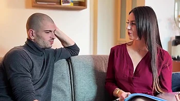 Venus domine en levrette avec sa douce chatte