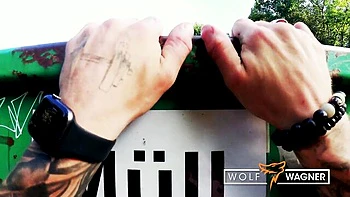 Милфа Миа Блоу трахается на улице, кончает в рот с большими сиськами