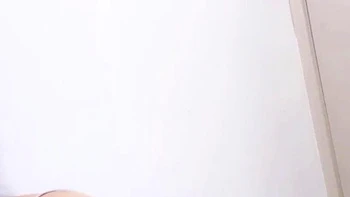 Teen Asian Amateur Sucking Cock