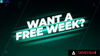 Эмма Рози жестко трахнута в жопу после присмотра за ребенком