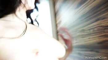 Паола Симс с худым телом и огромной задницей стриптиз