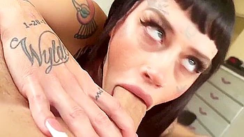 Stiefschwester will meinen Schwanz, ich fick sie hart