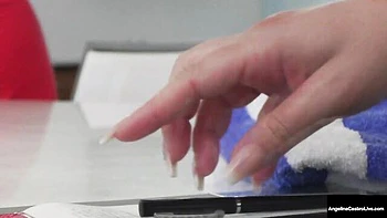 Angelina Castro latine aux gros seins et jouets