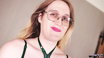 Cute Tgirl Wench Masturbates in Lingerie