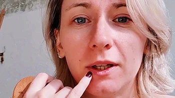 Amateur blonde solo plays with 13-inch anal toy