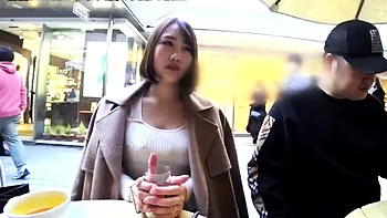 Japanese Amateur Sucks Deep in Reality