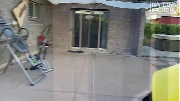 Lost His VIRGINITY To Hottest Black Girl! Slept Like A Baby!