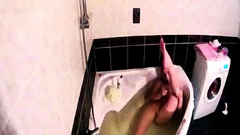 Spying on Stepdaughter Amy Shaving in Bath