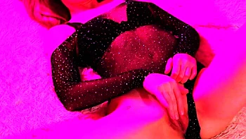 Teen Babe Masturbates Hard in Sexy Bodysuit