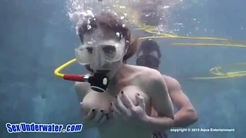 Underwater Hardcore Fuck with Blowjob, Doggy and Cowgirl