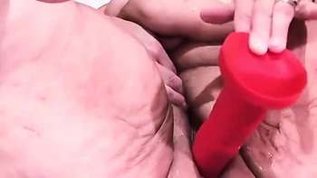 Serving Bavarian BBW Undresses & Cums