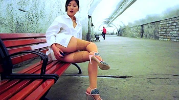 Japanese Black-Haired Girl Masturbates Outdoors With Toys