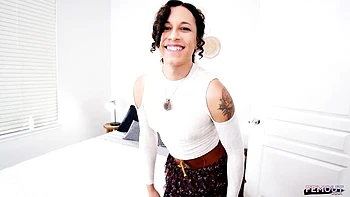 Tgirl porn with glorious Oksana from Femout