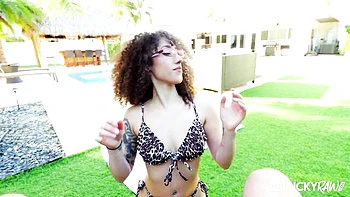 Beautiful Kira Perez - unscripted dirt - Mr Lucky RAW