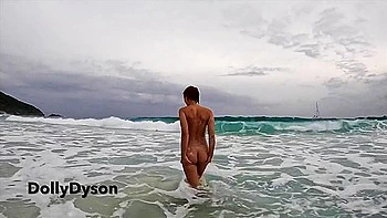 On Holiday - Public Hump On The Airplane And On The Beach Deepthroat/ Anal/ Splashing