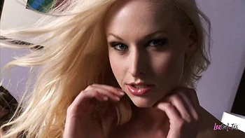 Innocent chippie's wet pussy dirt