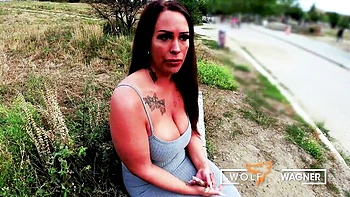 Striking German's amateur casting dirt