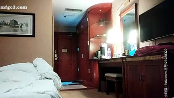 Amateur couple hidden cam