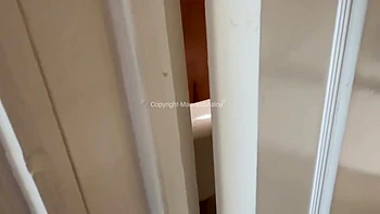 He On His Stepsister In The Shower And She Sucks His Cock