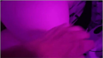 Hot Amateur Girls Wet Dripping Pussy Gets Hard Fingered And Fucked Deep While She Moans Loudly